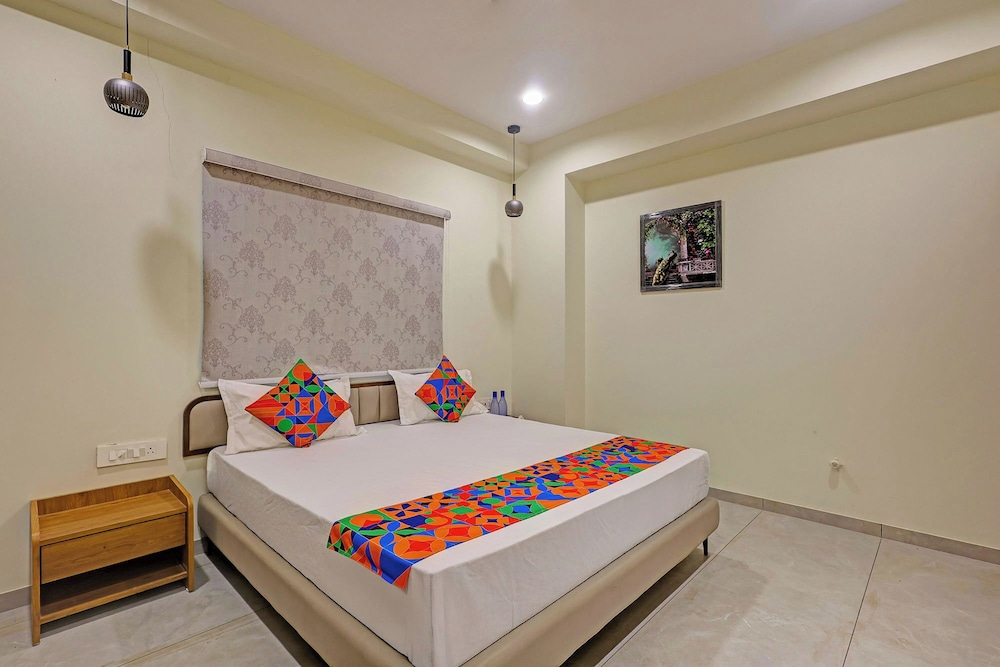 Fabhotel Elixir Inn