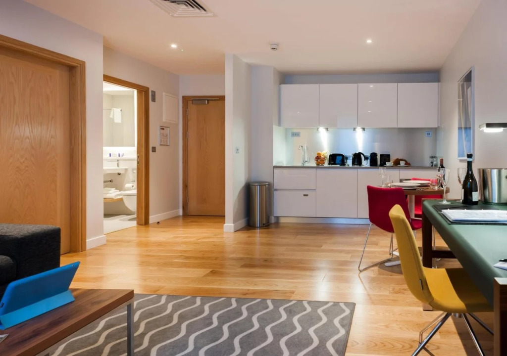 PREMIER SUITES Dublin, Leeson Street