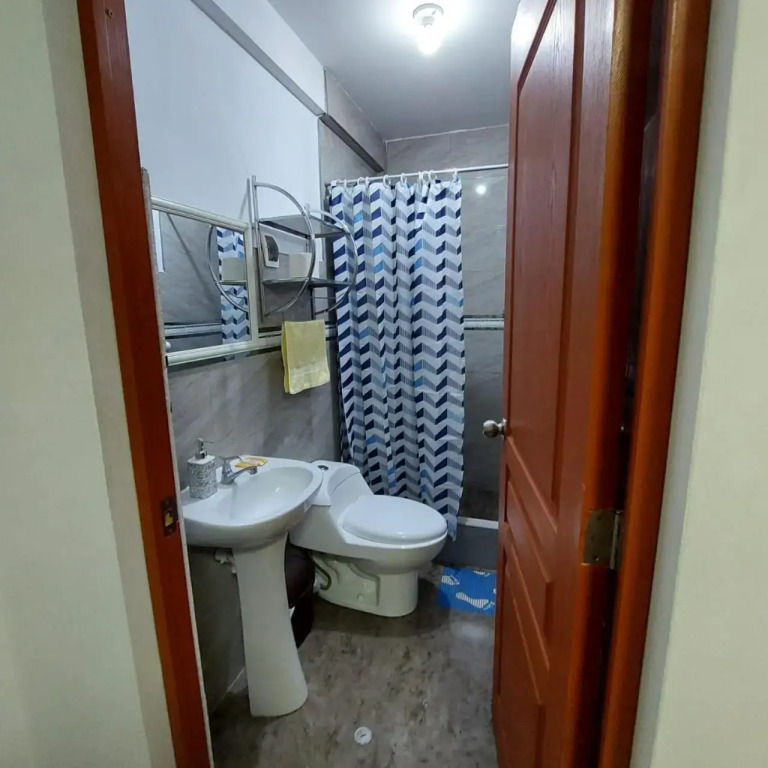 Full apartment independent entrance, services included