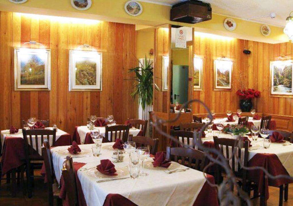 Hotel Bucaneve