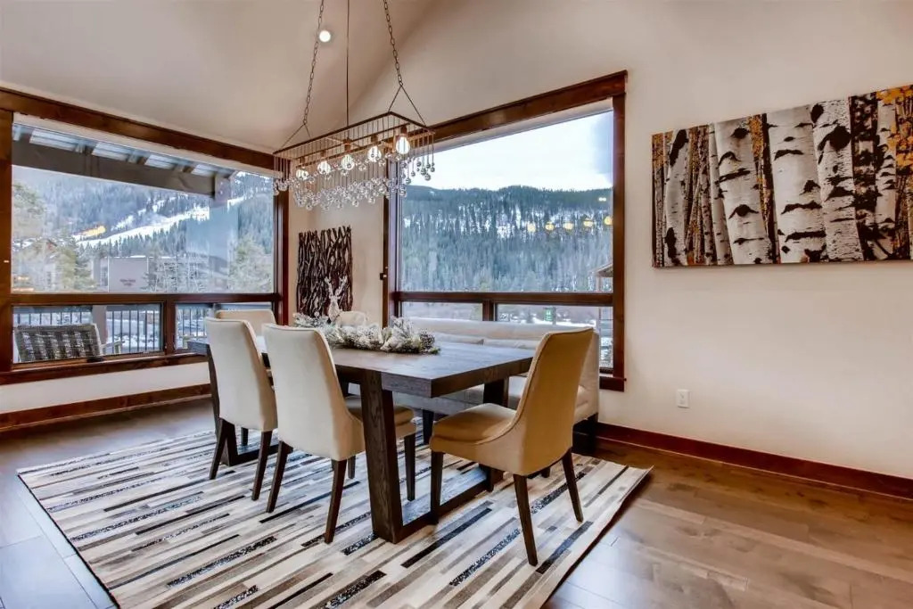 Spacious 3 Bedroom Townhome In River Run Village Within Walking Distance To Gondola And Restaurants