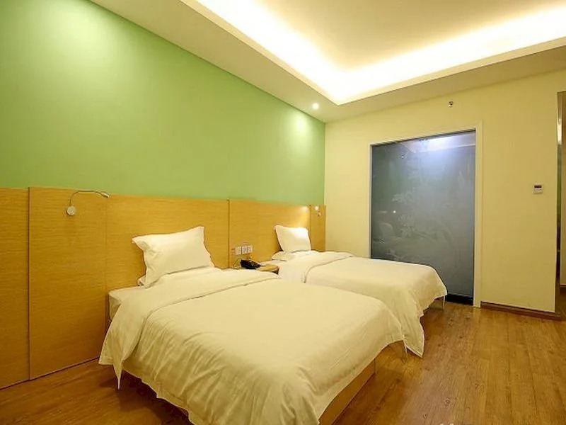 7Days Inn Haikou Bin Jiang Road