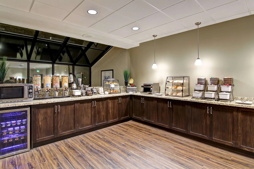 Best Western London Airport Inn & Suites