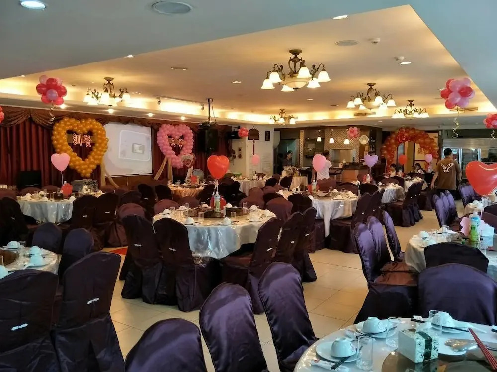 Festival Hotel