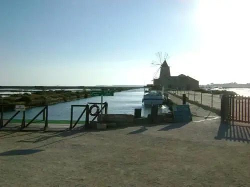 Di Fronte l'Isola Di Mothya