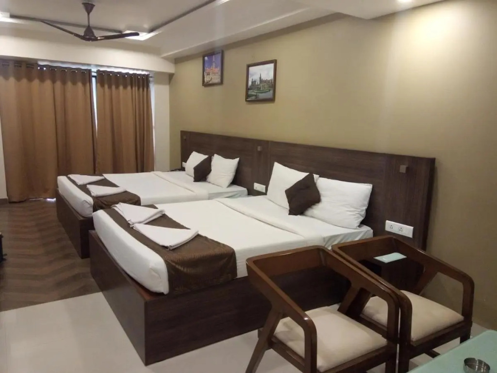 HOTEL SHRINGAR PALACE