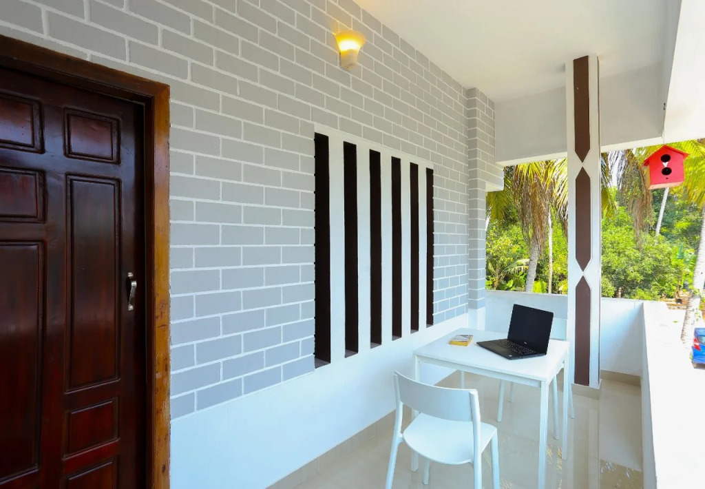 Oyo 25117 Grand Villa