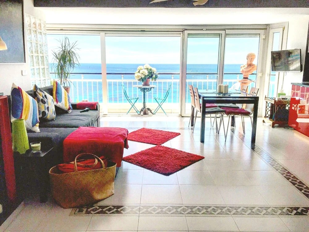 Apartment With one Bedroom in Alicante , With Wonderful sea View, Furnished Balcony and Wifi
