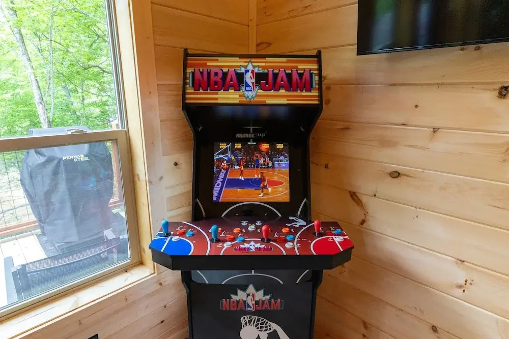 Brand New 2 bed 2 Bath Arcade Games Hot Tub
