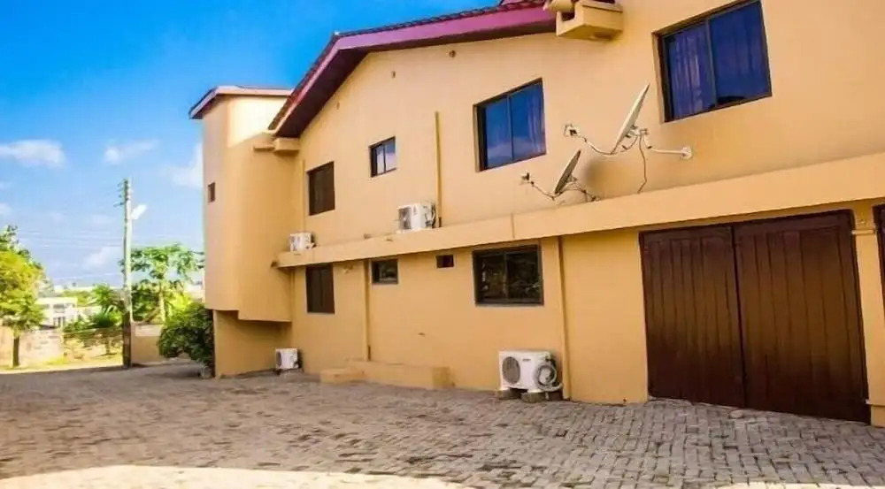 Vinny Hotel