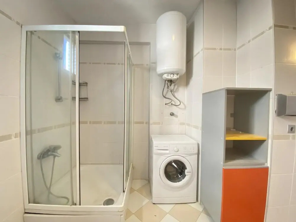Missafir Sleek Flat With Balcony on Bagdat Street