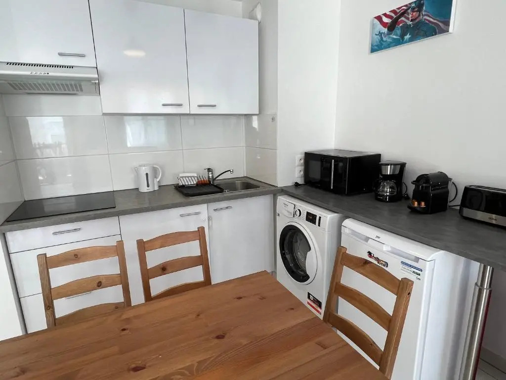 DISNEYLAND PARKS 1,4 Km - Family Suite Apartment - 6 persons maximum