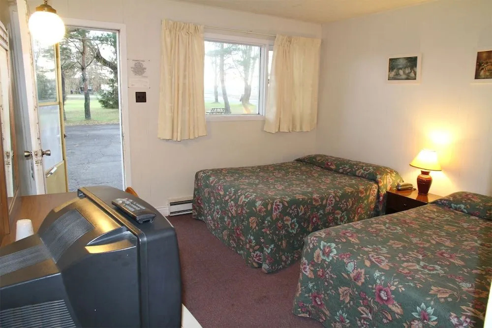 Motel au Bord du Lac