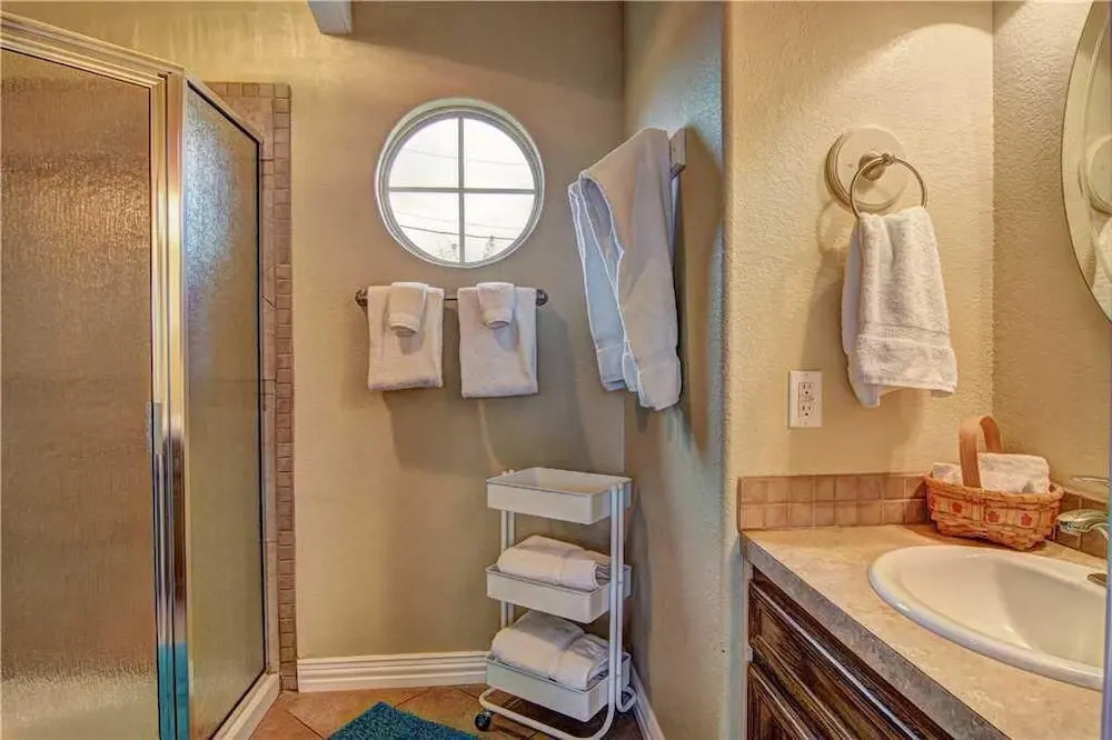 A Lil Nauti 2 Bedrooms 1 Bathroom Home