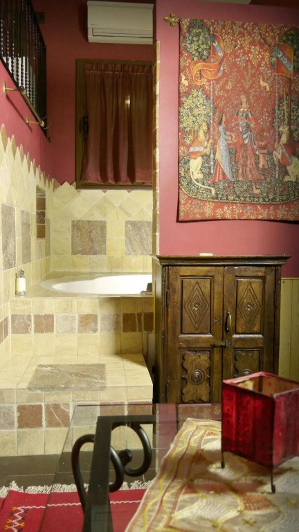 Me Natural Rooms