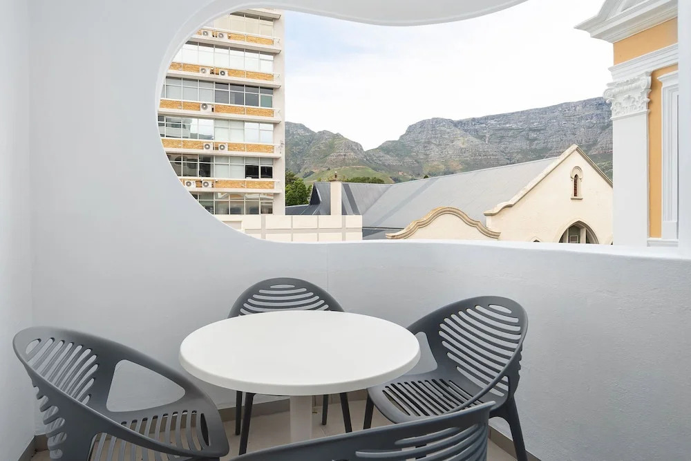 Tuynhuys Luxury Serviced Apartments
