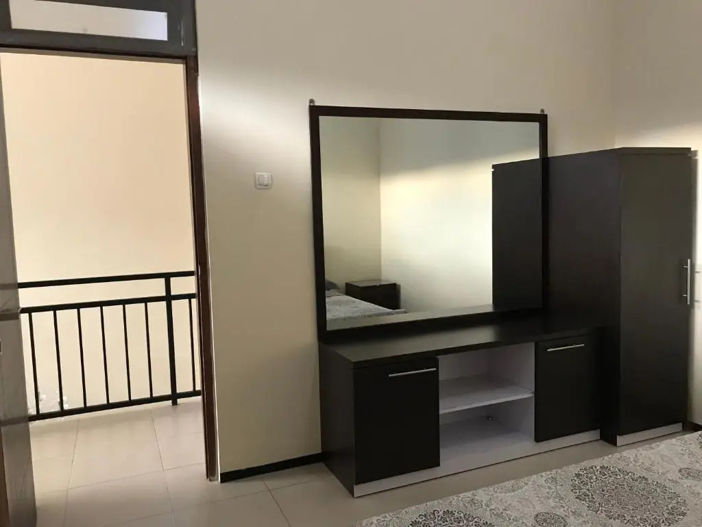 Sudjis House