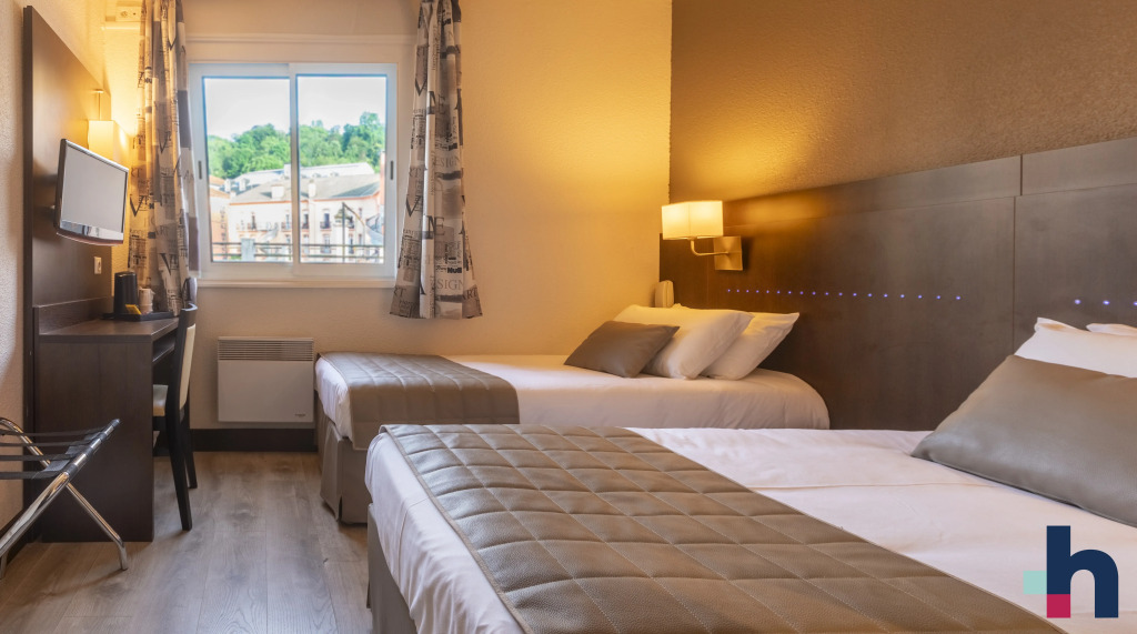Hôtel Croix des Bretons - Lourdes Pyrénées