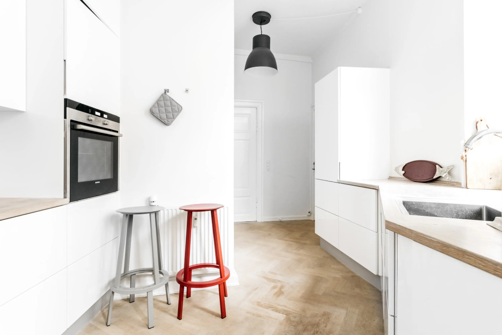 ★180SQM Luxury Apt. City center - 50M to metro! ★