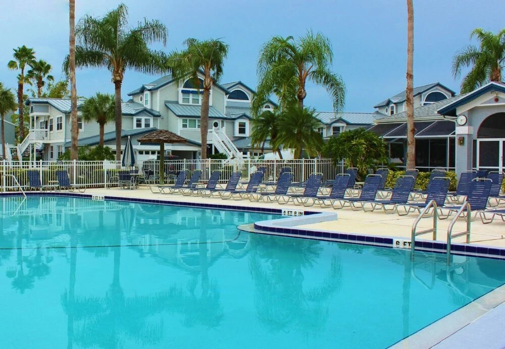 1225 Gulf and Bay Bayside 3 Bedrooms 2 Bathrooms Condo