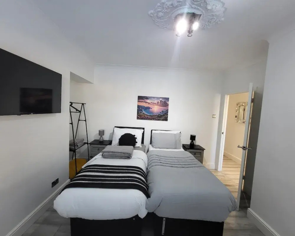 Top Luxury 2 bed Apartment - London