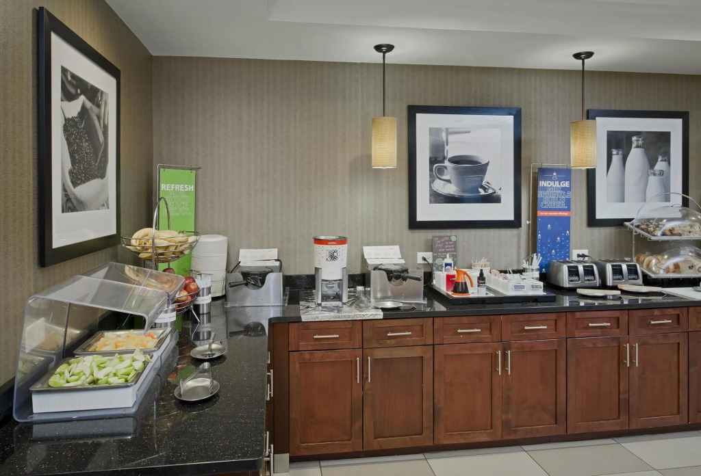 Hampton Inn & Suites Ocean City Bayfront-Convention Center