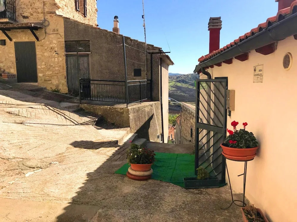 Apartment With one Bedroom in Montenero di Bisaccia, With Wonderful Mountain View and Furnished Balcony - Near the Beach