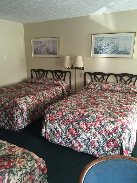 Red Carpet Inn Piqua