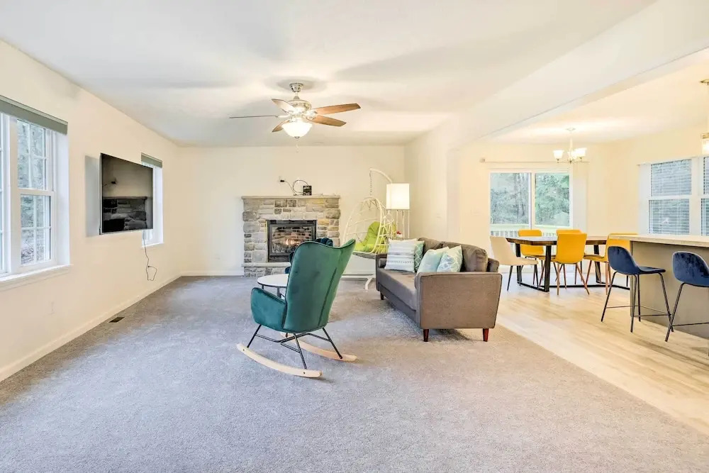3 Mi to Kalahari: Pocono Summit Home w/ Game Room