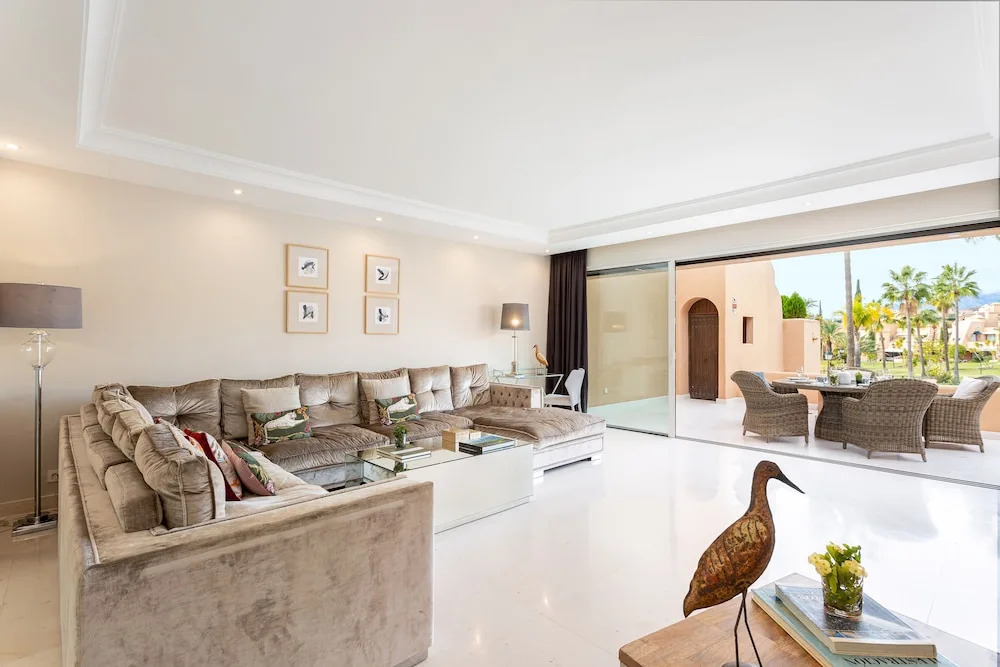 Amazing House in Atalaya Golf Course With Terrace and Pool Near Puerto Banus . Cartuja Golf
