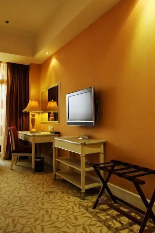 Nanjing Suning Universal Hotel