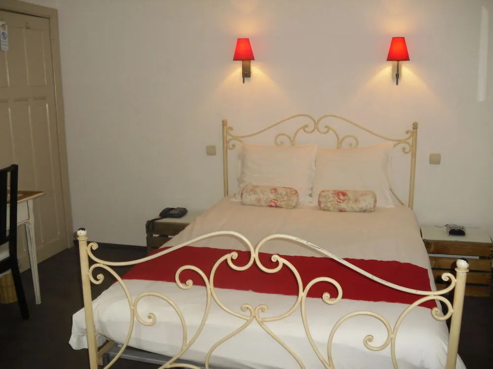 Hotel De La Vallee