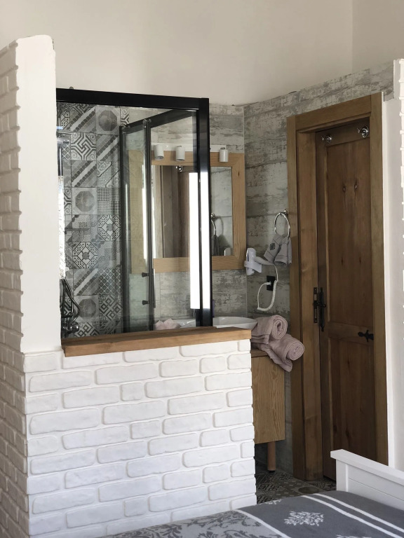 Pug Rooms
