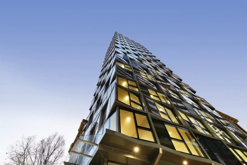 A Modern 2Br Apt Near Crown & Southern Cross