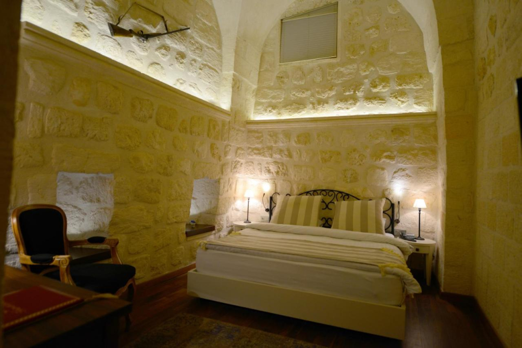 Shmayaa Hotel - Special Class