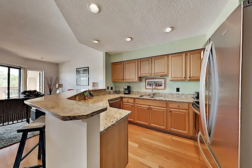 Shelter Cove Marina Condo #7129 Condo
