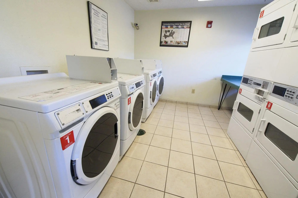 InTown Suites Extended Stay Chesapeake VA - I-64 Crossways Blvd