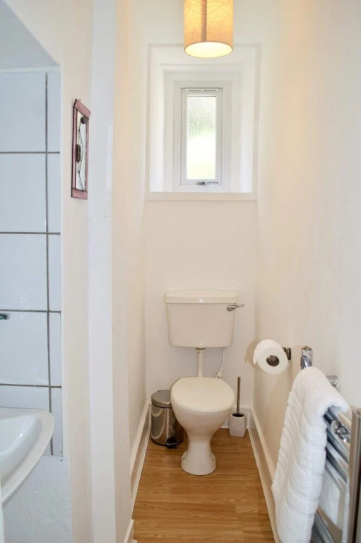 Bright And Comfortable 2 Bedroom Flat