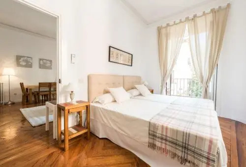 Apartamentos Madrid Centro B