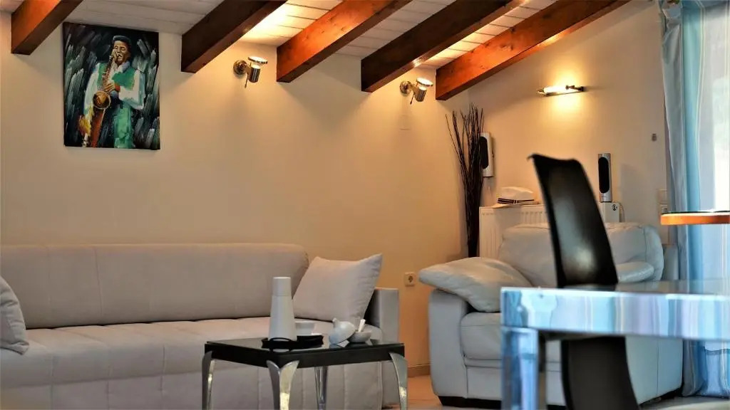 Zigouris House