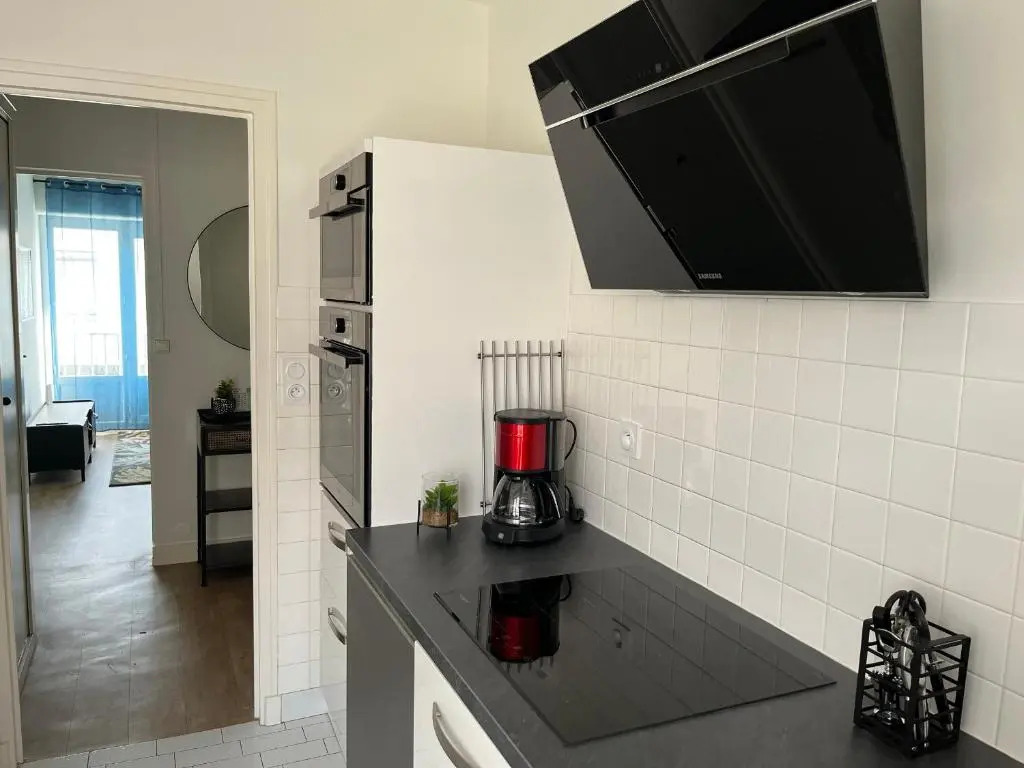Appartement Royan, 2 pièces, 4 personnes - FR-1-539-33