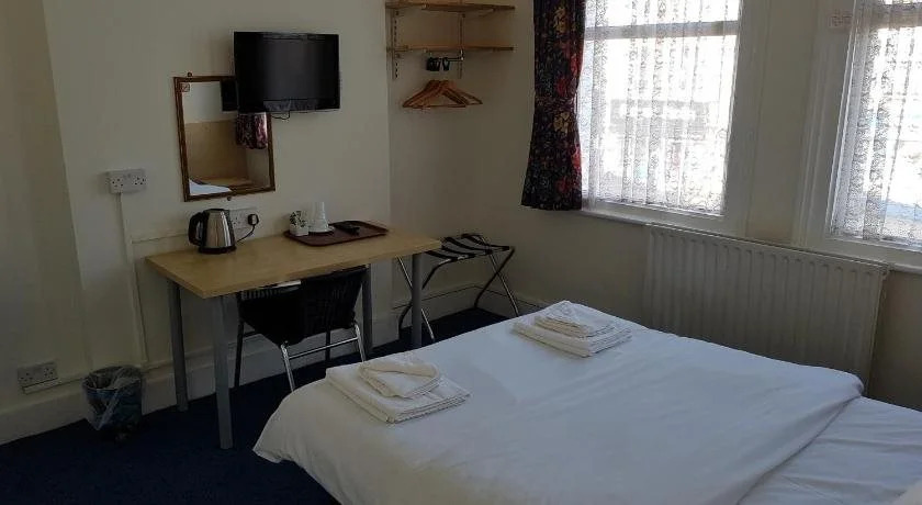 Croydon Hotel
