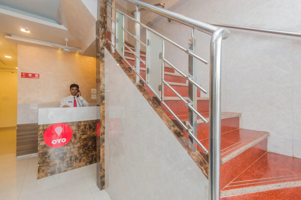 Hotel Golden Galaxy - Santacruz East