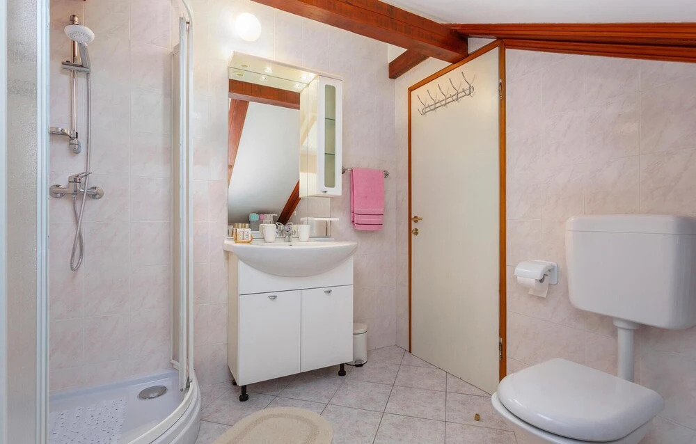 Awesome Apartment in Matulji With Wifi and 1 Bedrooms