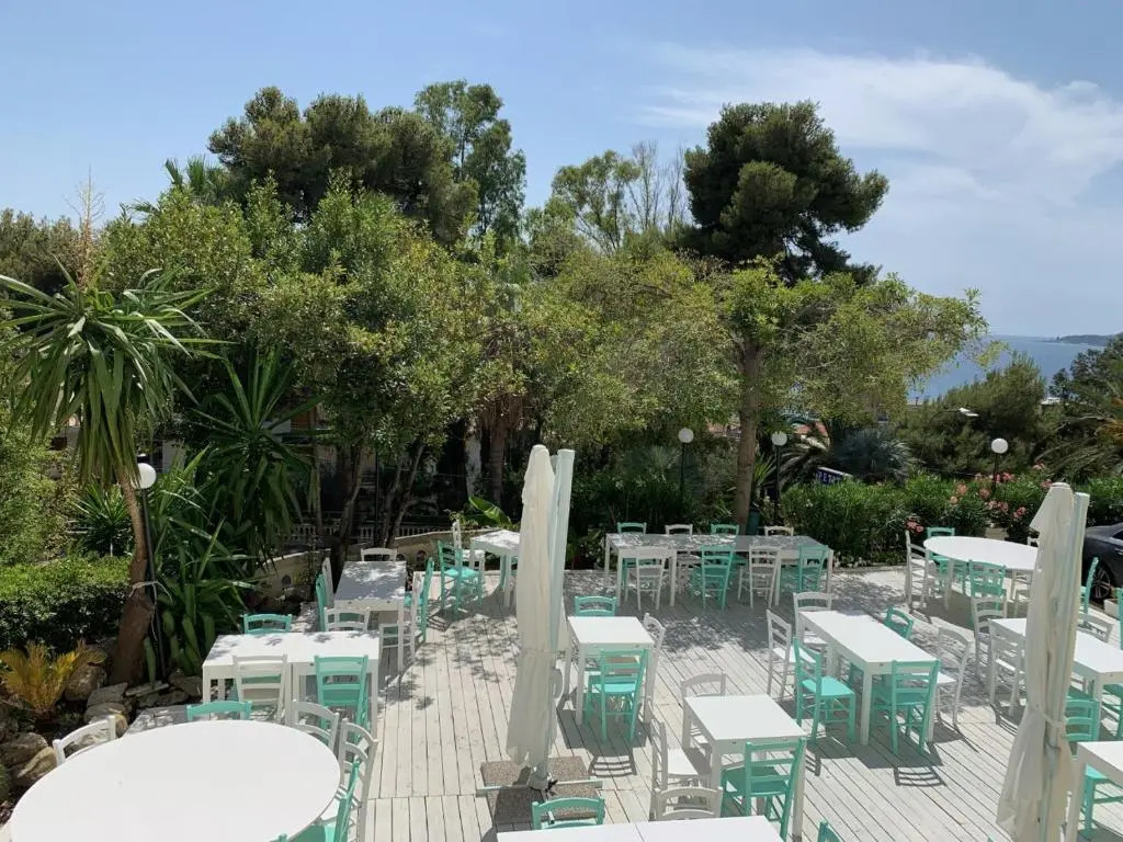 Hotel Petit Royal