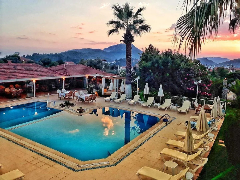 Olympos Hotel