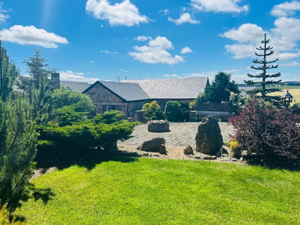 Sleeps 10 - Hot tub - Pool Table - Play Park