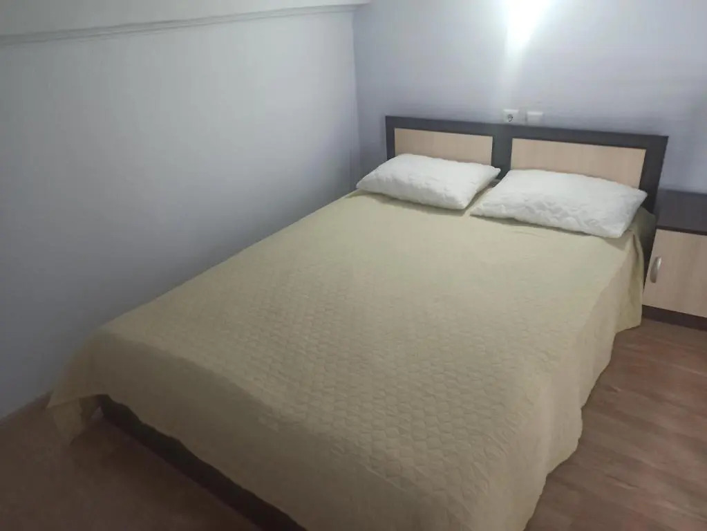 Apartamenty na Lakoba 13