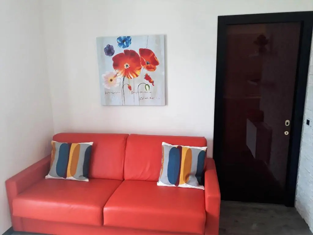 Campione Giulia Exclusive Lakefront apartment by Gardadomusmea