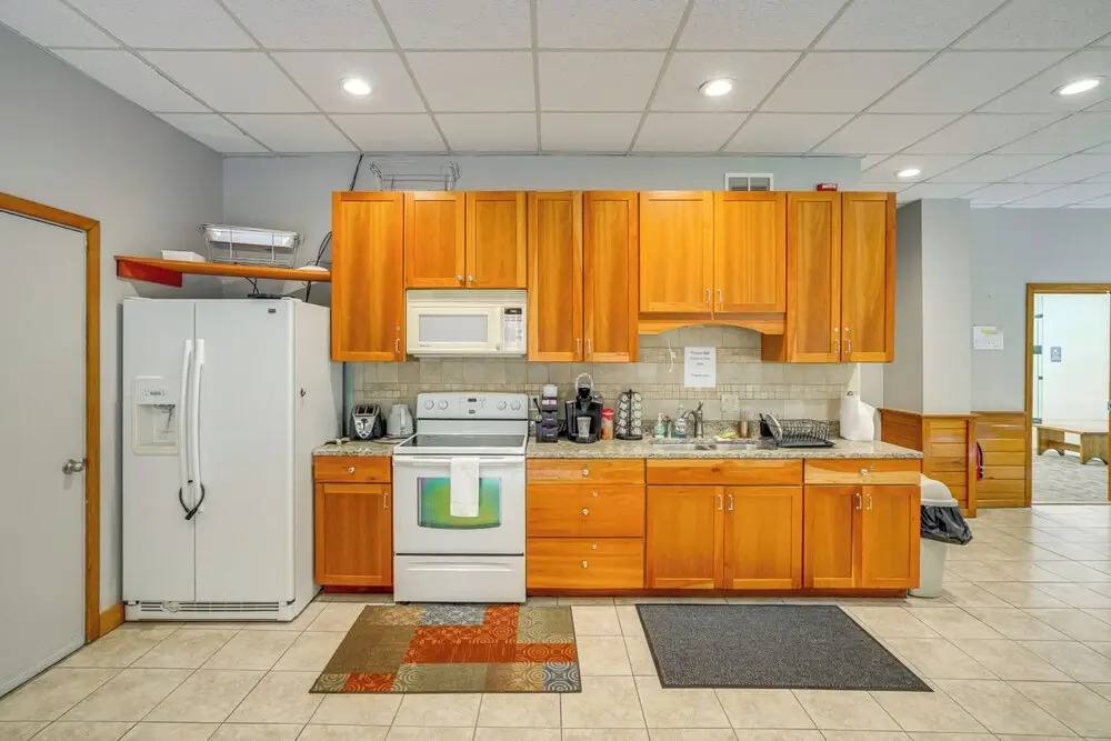 Mtn & Foliage Views: Modern Mount Snow Stay!